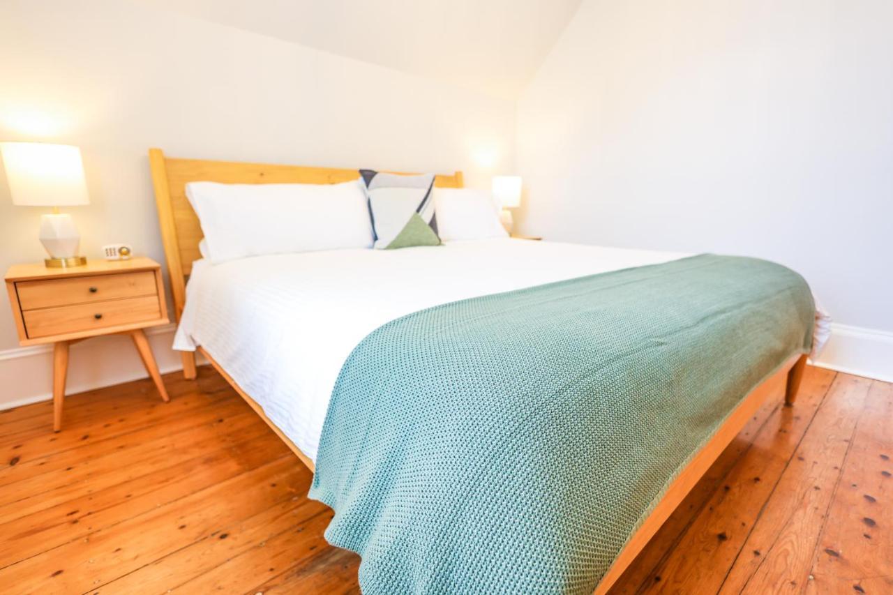 Mahone Bay Bed And Breakfast Exterior photo
